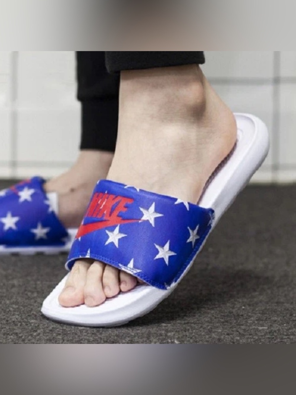 Nike Victori One All-Over Printed Star Slides - Sandals Size 9